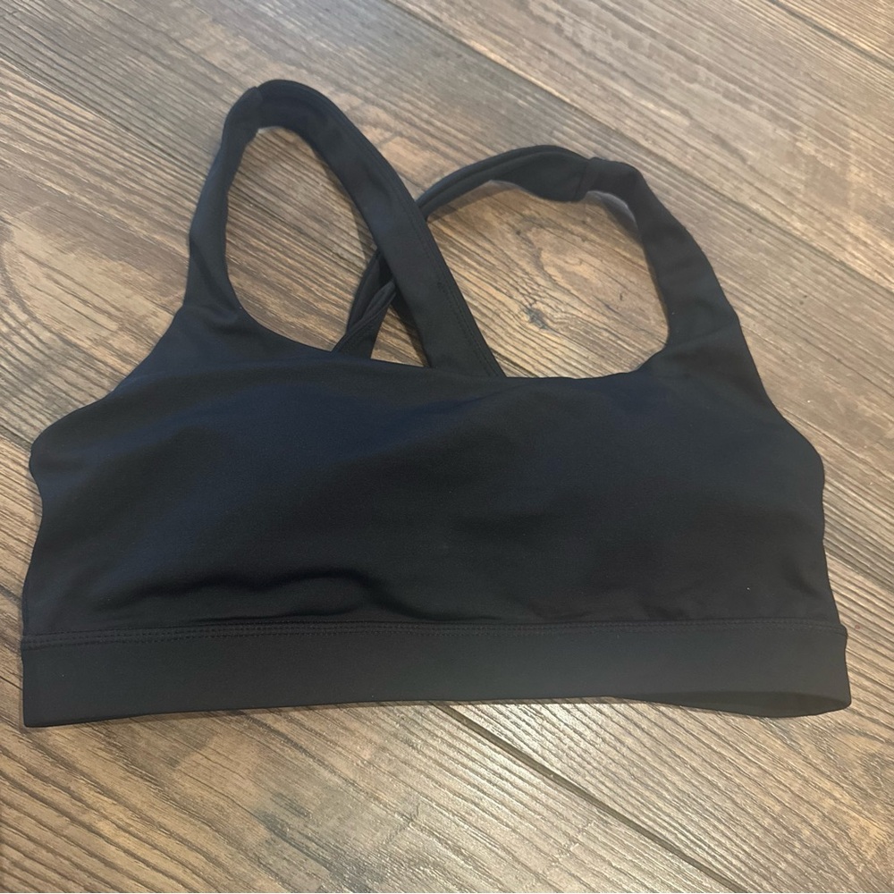 Senita Black Crossback Sports Bra Size M‎
